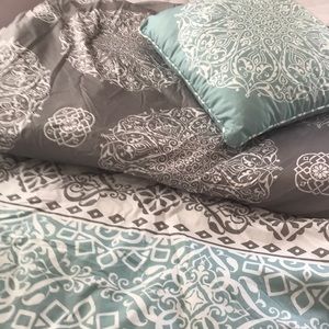 Twin XL Comforter Set Geometric Modern Design